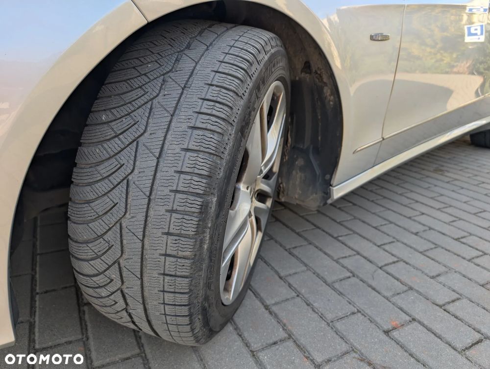 Mercedes-Benz Klasa E 220 CDI BlueEff Avantgarde - 15