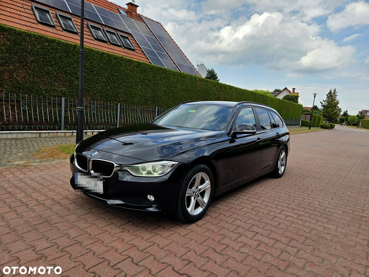 BMW Seria 3 320d DPF Touring - 1