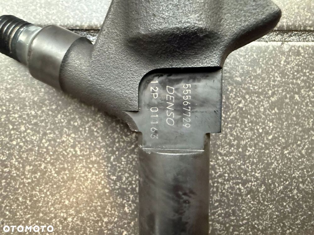 WTRYSKIWACZ 1.7 CDTI OPEL 55567729 - 4