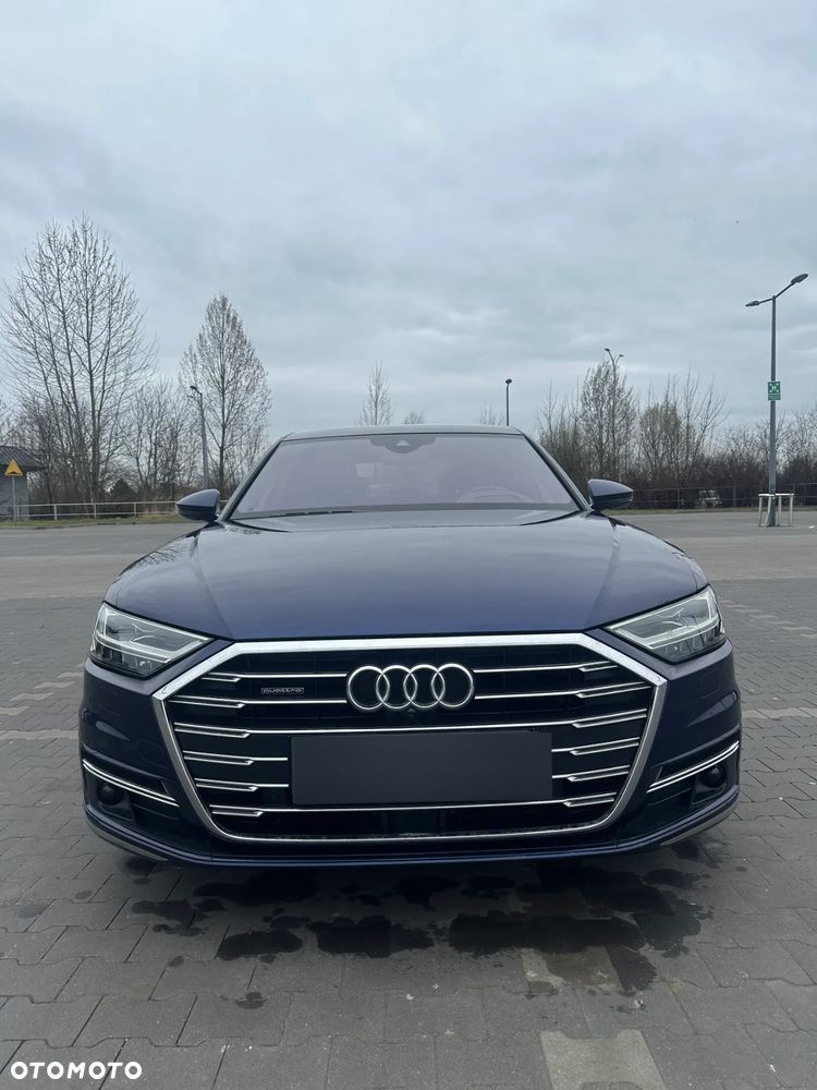 Audi A8 - 2