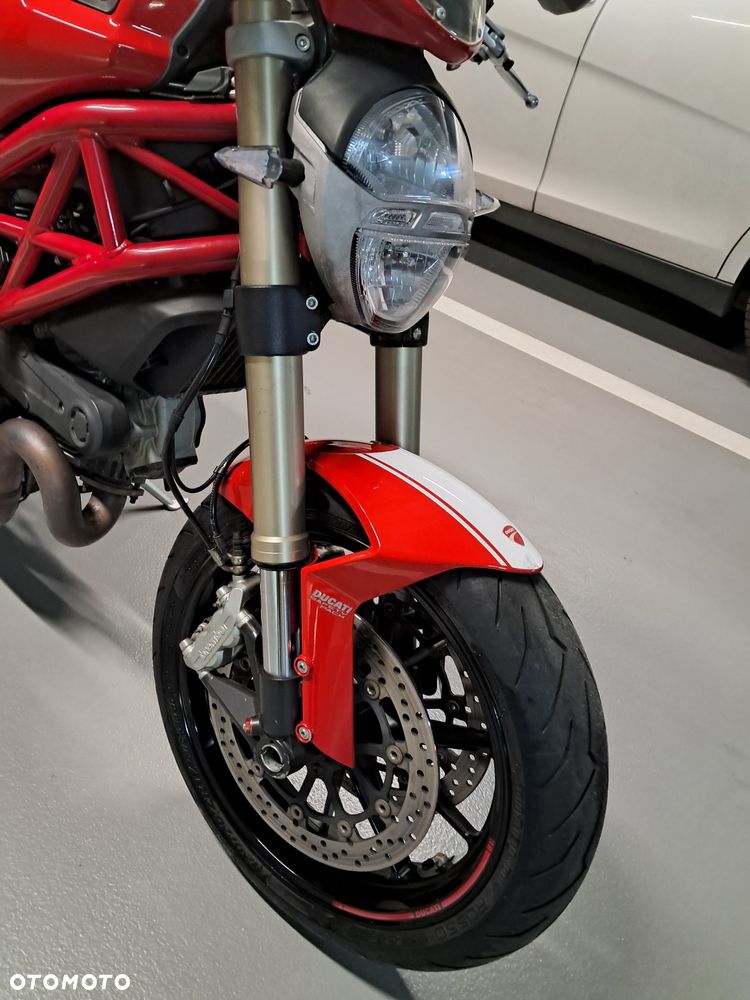 Ducati Monster - 13
