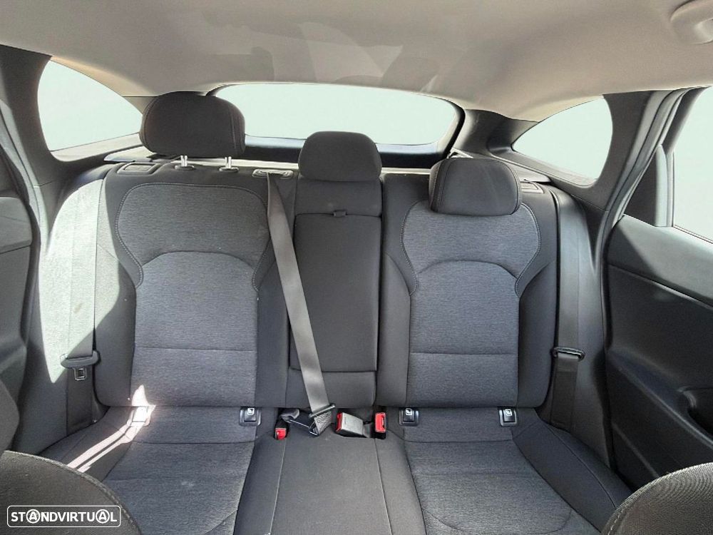 Hyundai i30 - 18