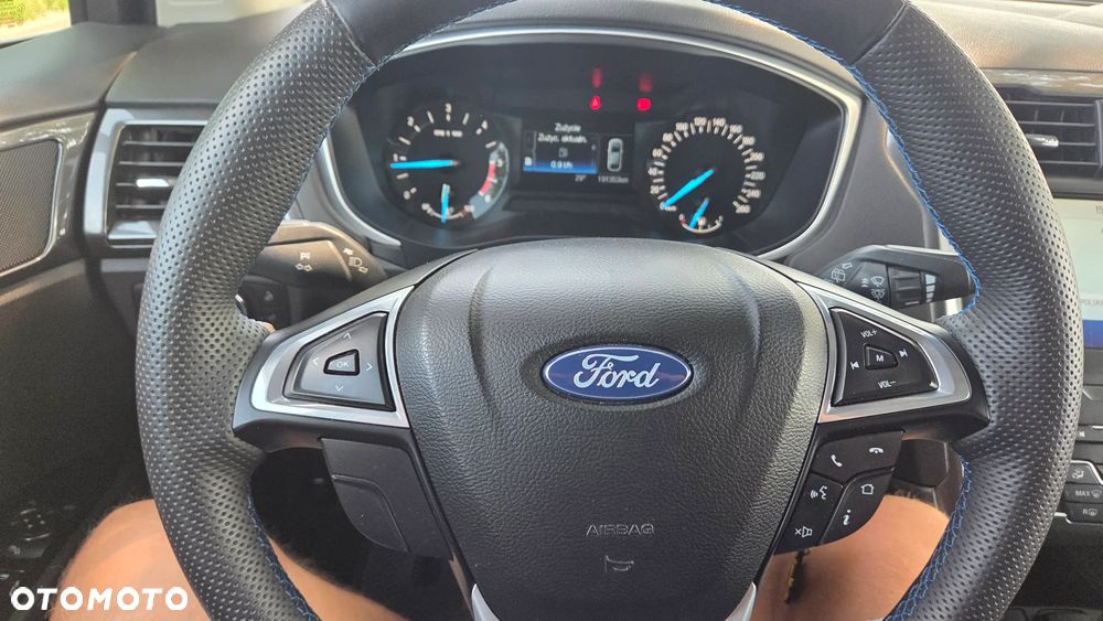 Ford Mondeo 2.0 EcoBlue Titanium - 9