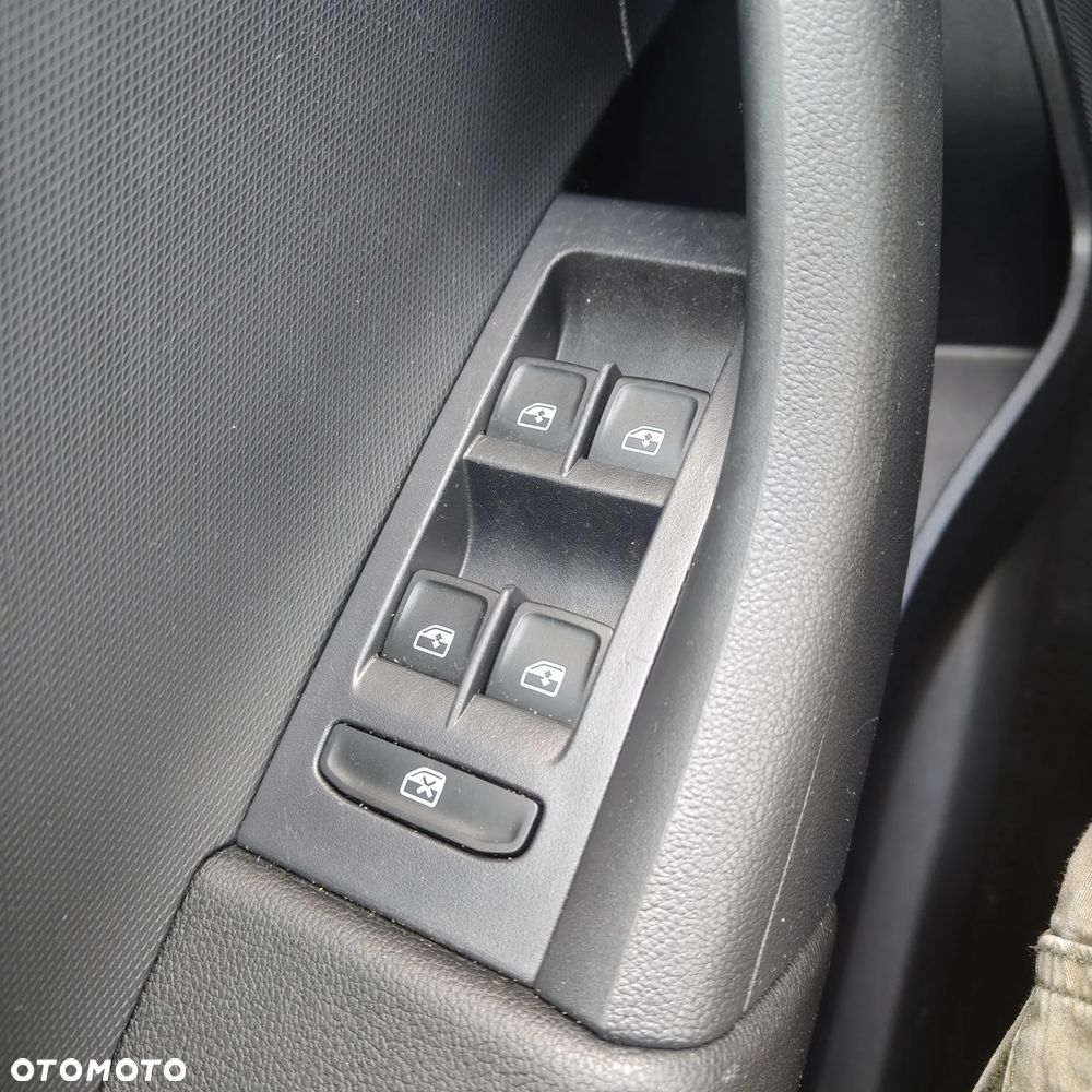 Skoda RAPID 1.2 TSI (Green tec) Ambition - 16