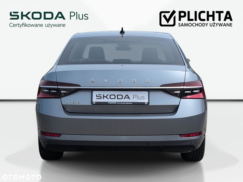 Skoda Superb 2.0 TSI Ambition DSG - 7