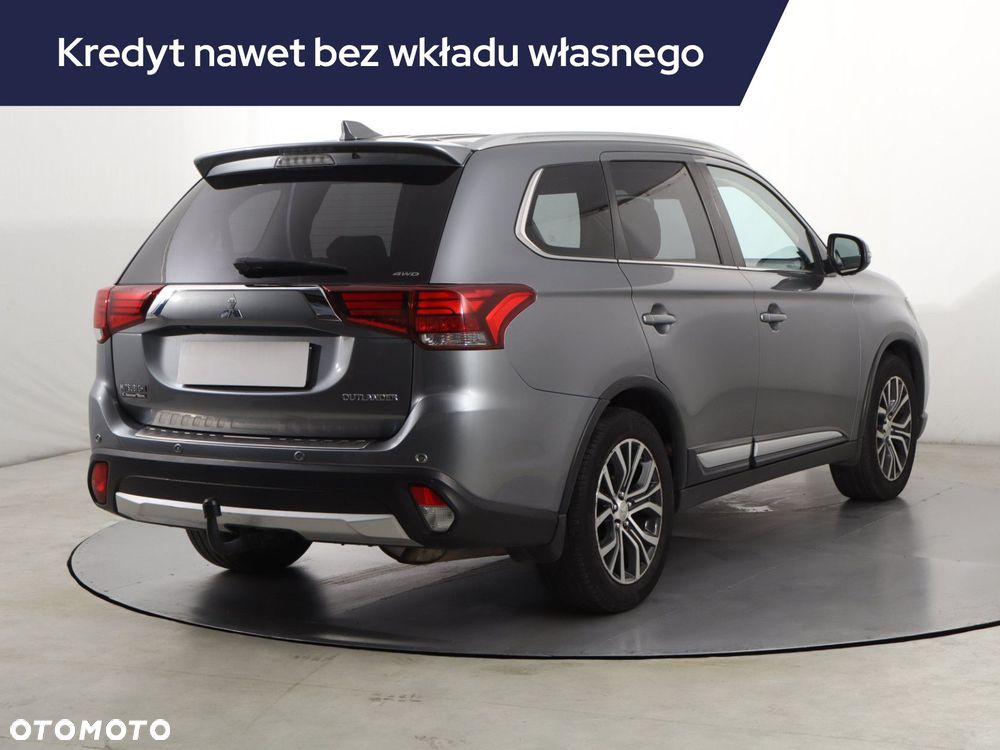 Mitsubishi Outlander - 7