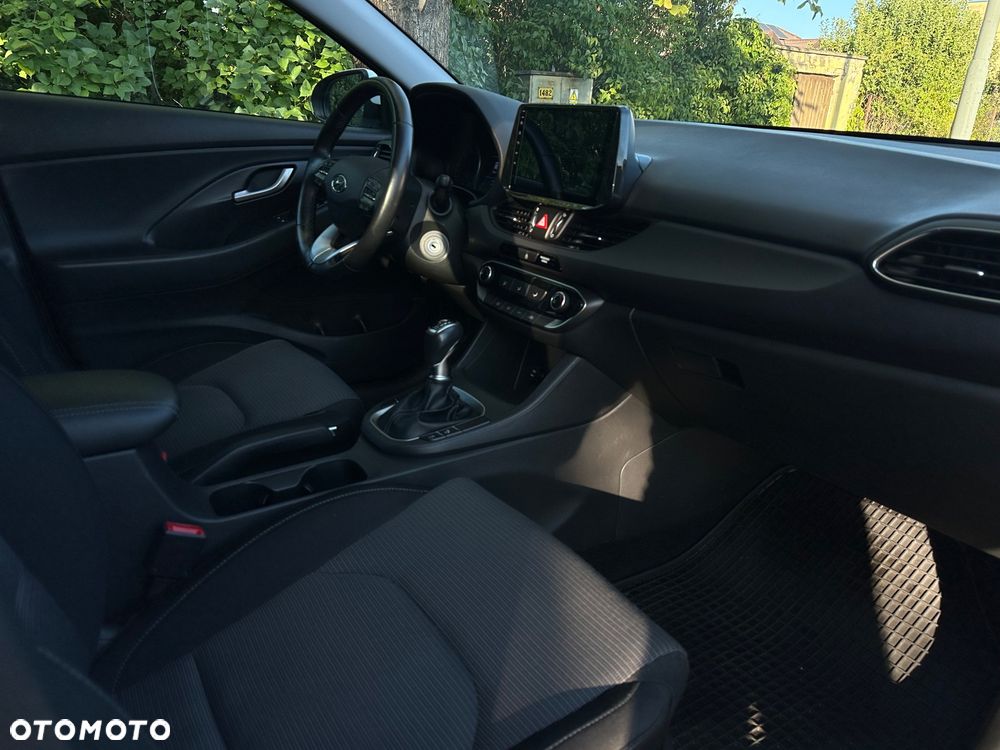 Hyundai i30 1.4 Select - 25