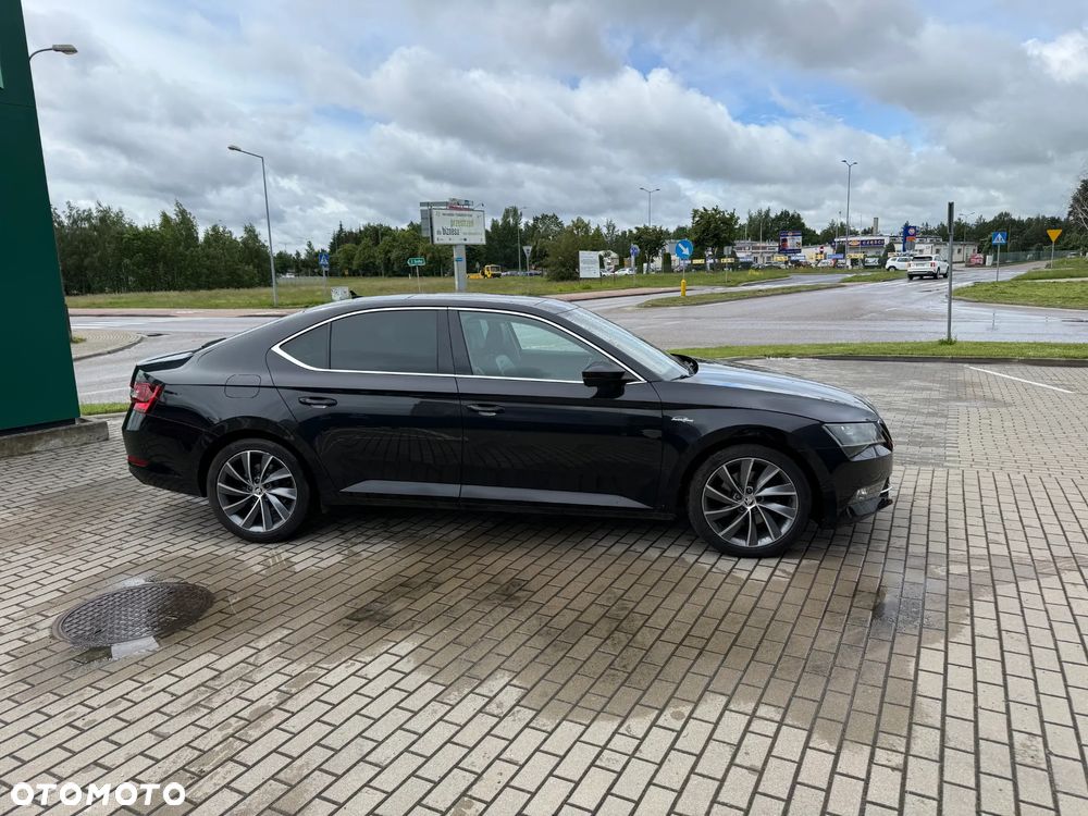 Skoda Superb 2.0 TDI L&K DSG - 3