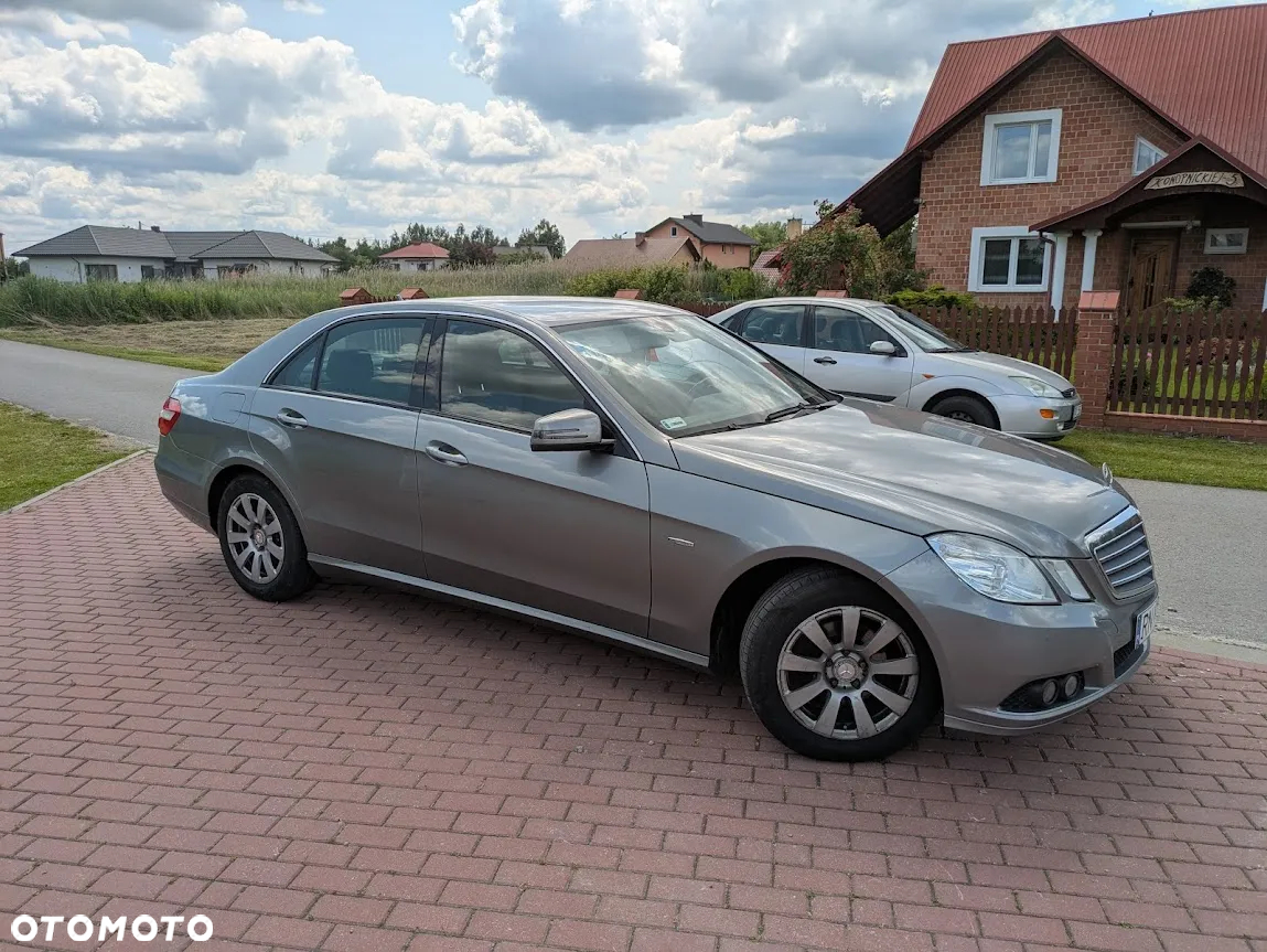 Mercedes-Benz Klasa E - 6