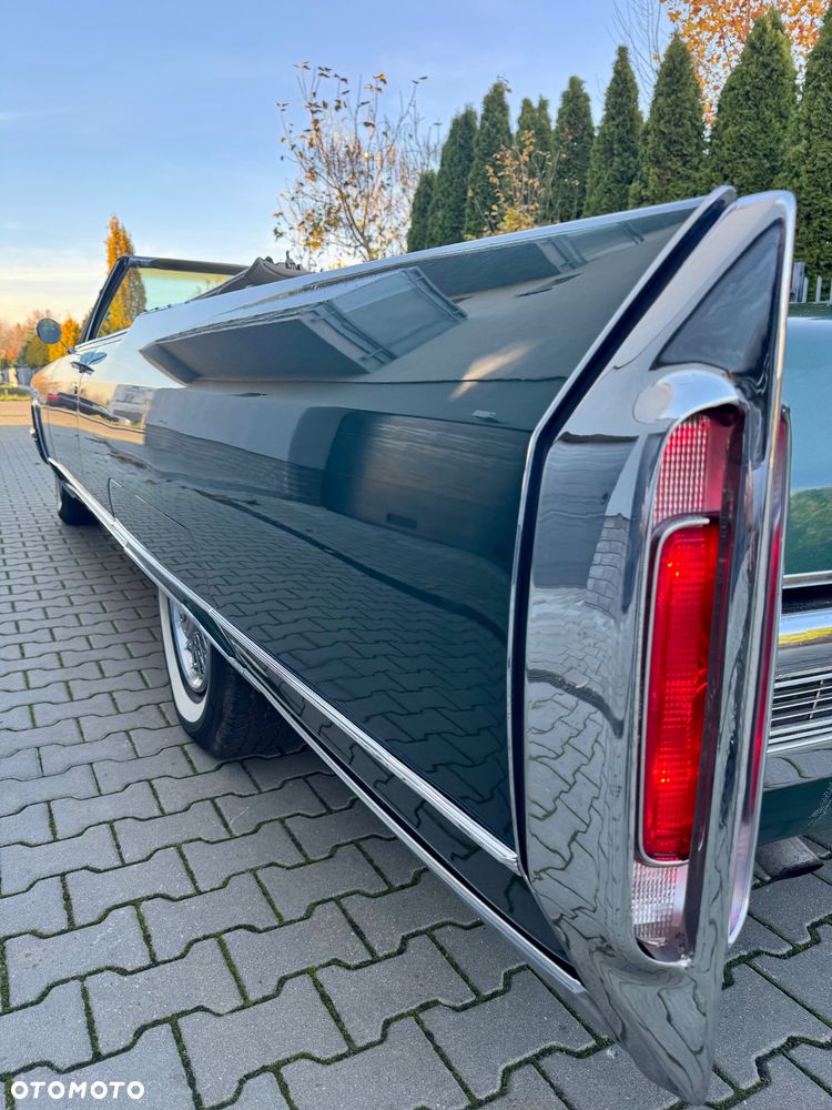 Cadillac Eldorado - 24