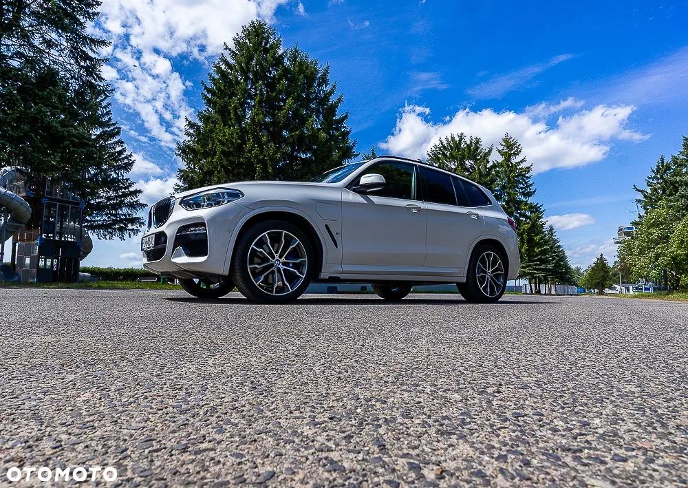 BMW X3 xDrive30e - 19