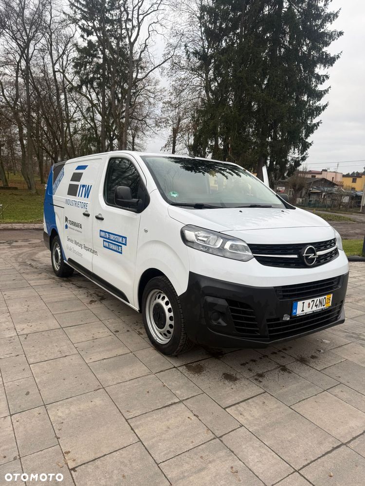 Opel Vivaro - 1