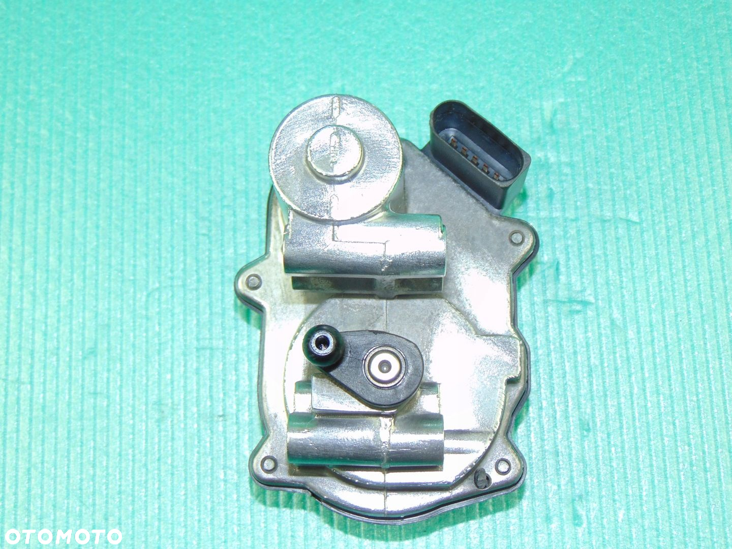Kolektor ssący nastawnik 2,0TDI 03L129086 V120 Audi A4 B8 A6 C7 ORYGINAŁ - 4