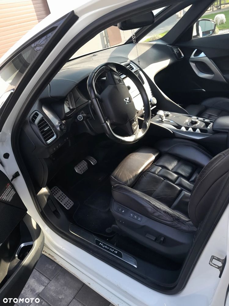 Citroën DS5 2.0 HDi Hybrid4 SportChic MCP - 3