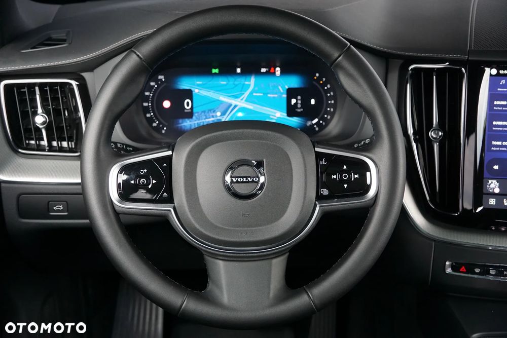 Volvo XC 60 B5 B AWD Ultimate Black Edition - 39
