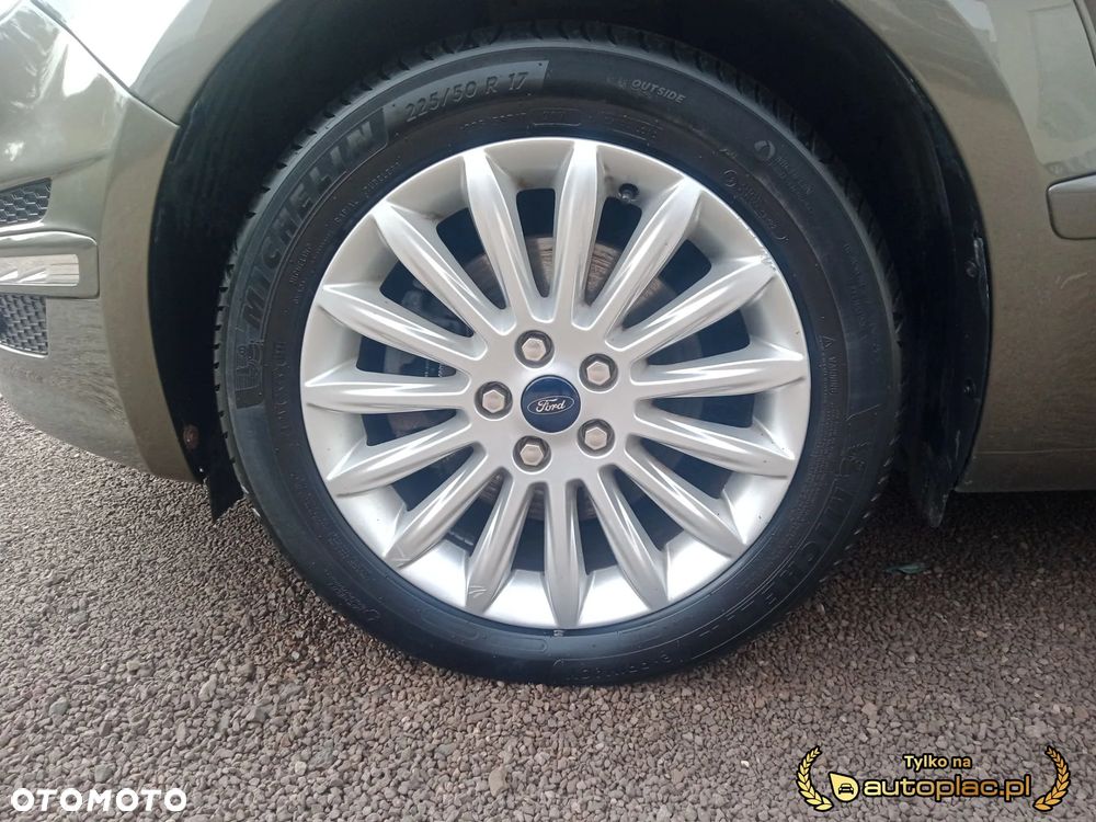 Ford S-Max 2.0 TDCi DPF Titanium X - 26