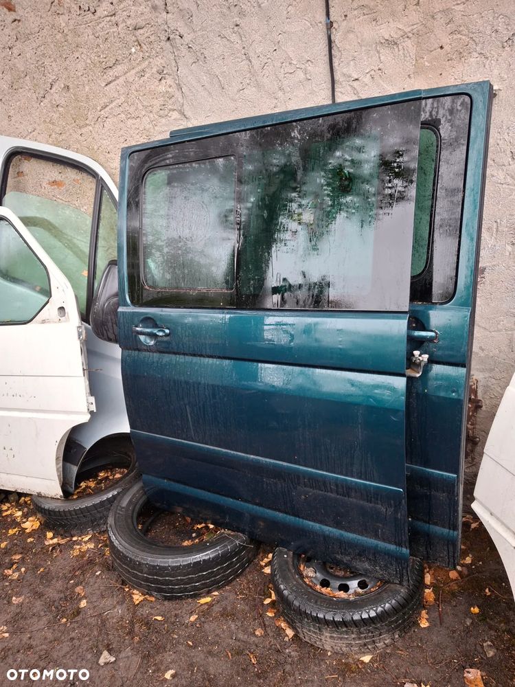 VW T5 Multivan Drzwi boczne Lewe z Niemiec - 6