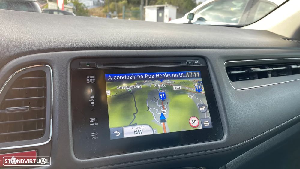 Honda HR-V 1.5 i-VTEC Executive CVT - 19