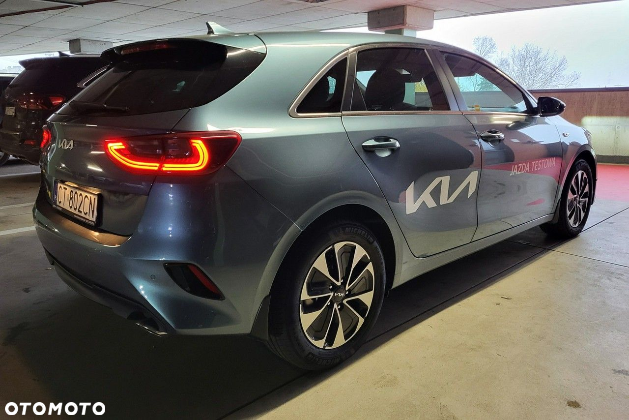 Kia Ceed 1.5 T-GDI M - 6