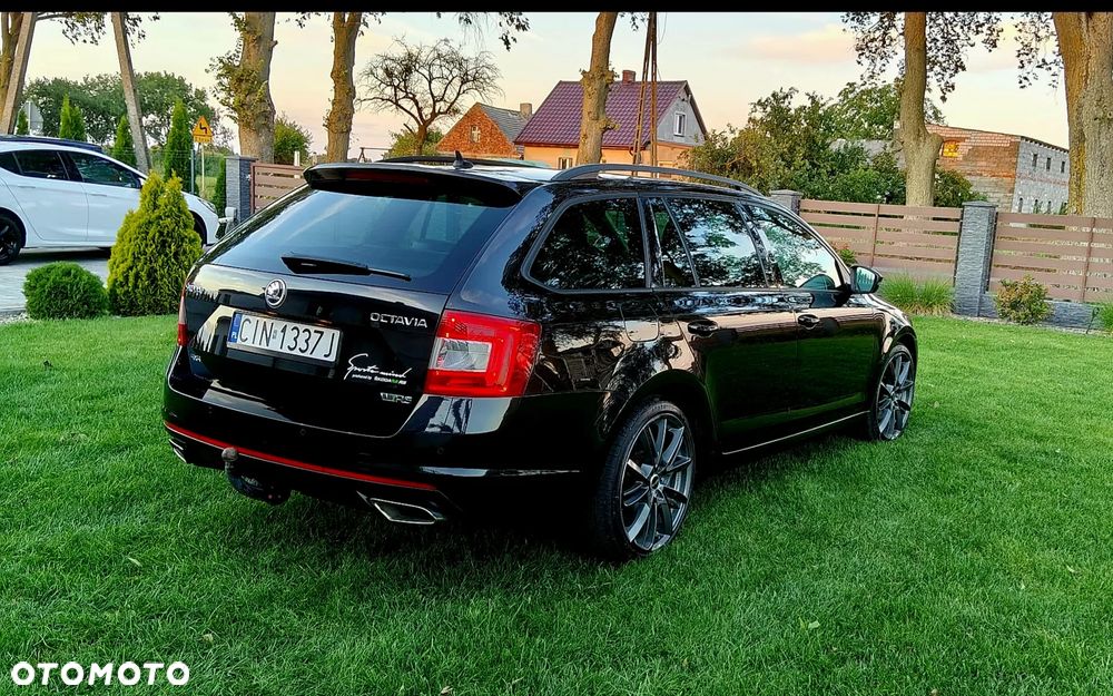 Skoda Octavia 2.0 TDI 4x4 DSG RS - 12