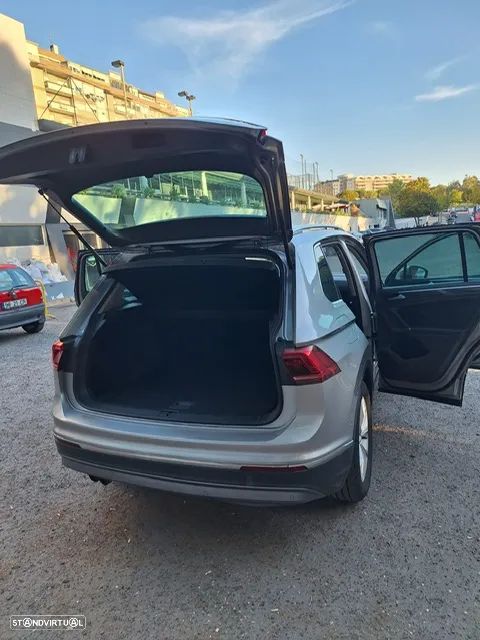 VW Tiguan 2.0 TDI Highline - 13