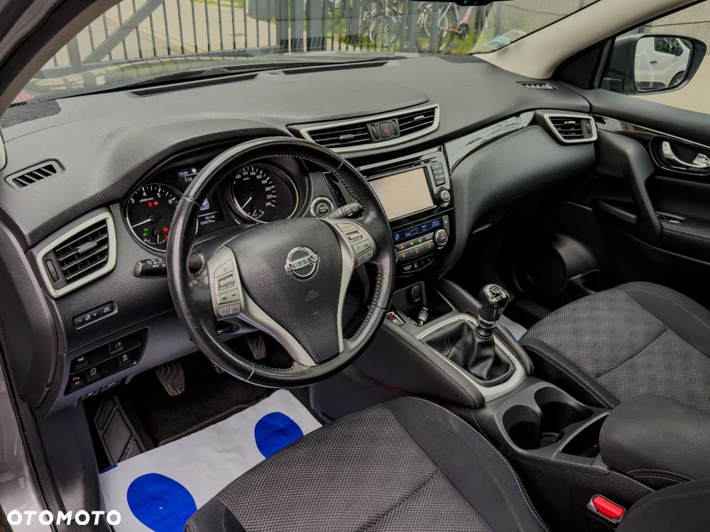 Nissan Qashqai 1.2 DIG-T N-Vision - 20