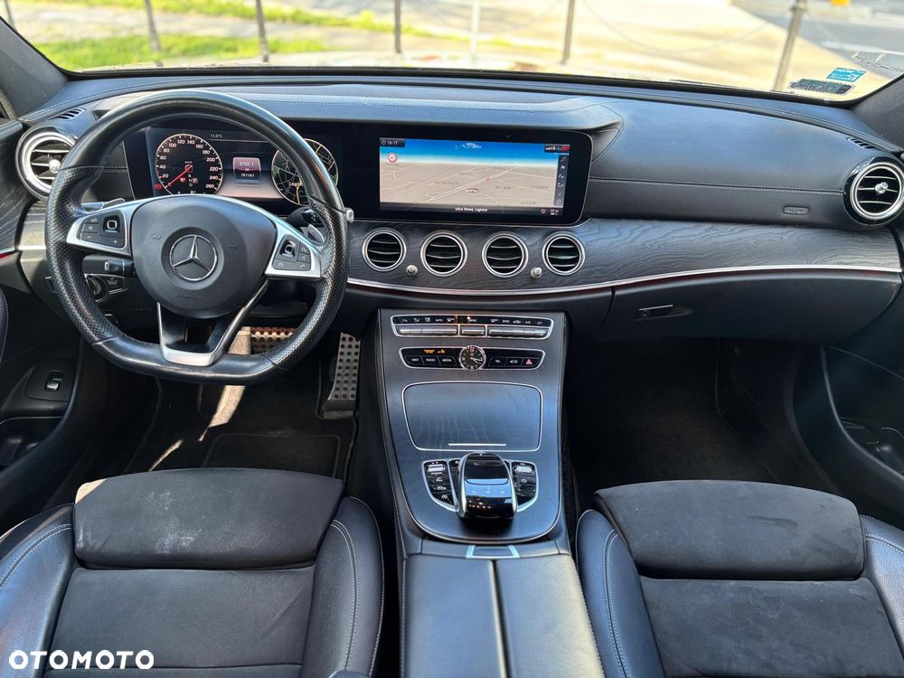 Mercedes-Benz Klasa E 220 d 4-Matic 9G-TRONIC - 5