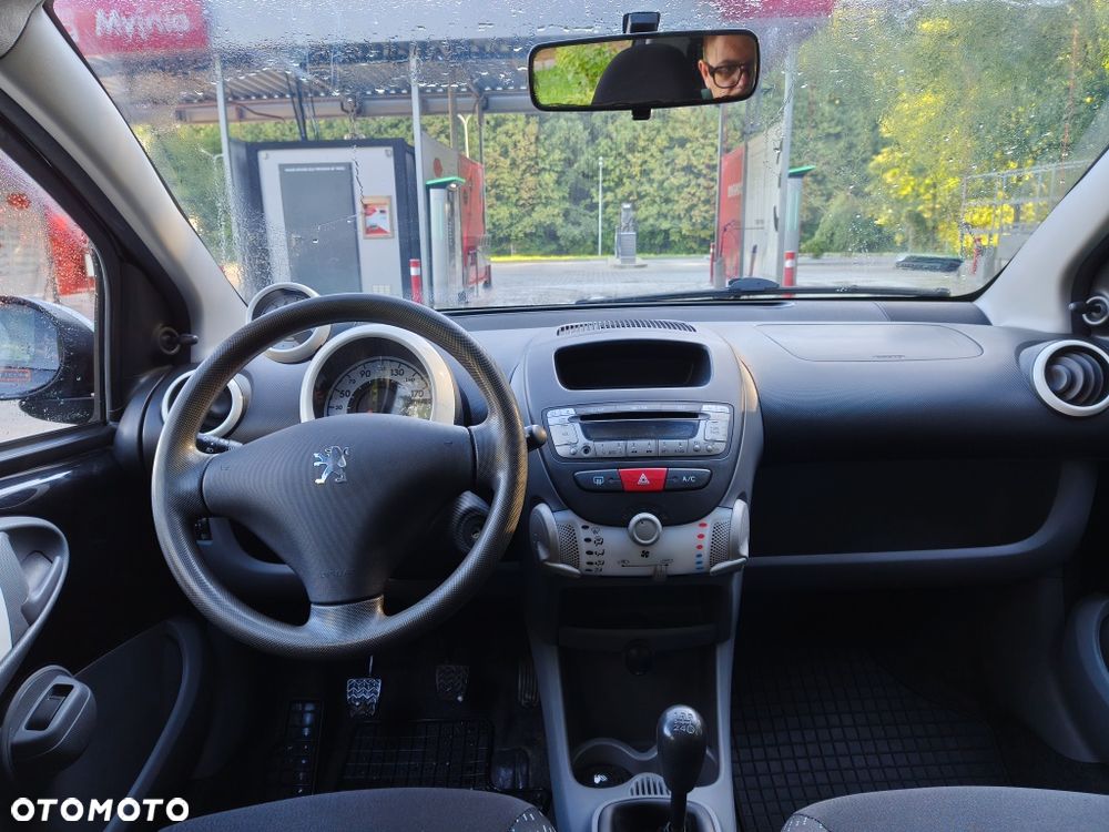 Peugeot 107 - 8