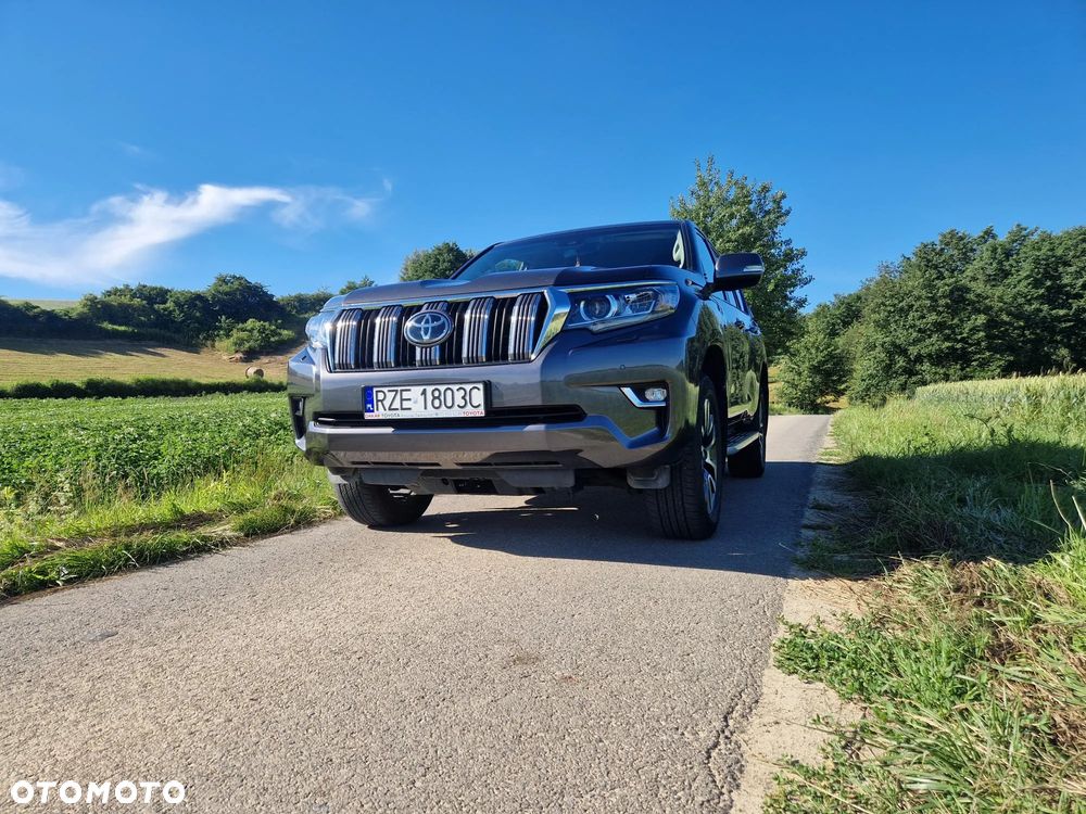 Toyota Land Cruiser LC 2.8 D-4D Prestige - 24