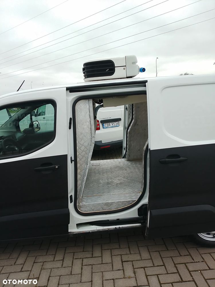 Peugeot Partner Berlingo Combo Doblo L2 Izoterma Chłodnia Mroźnia do lodów minus 20 stopni 220V grzanie 3 osoby - 27