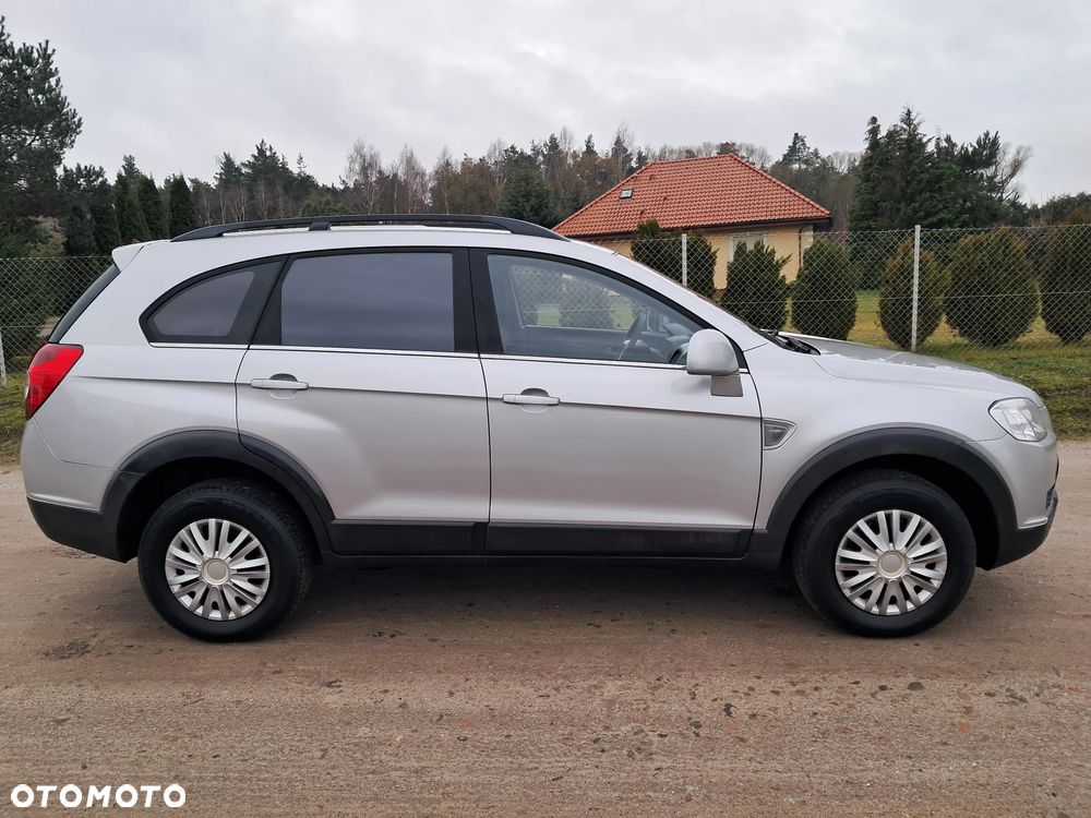 Chevrolet Captiva 2.4 2WD 5 Sitzer LS - 8