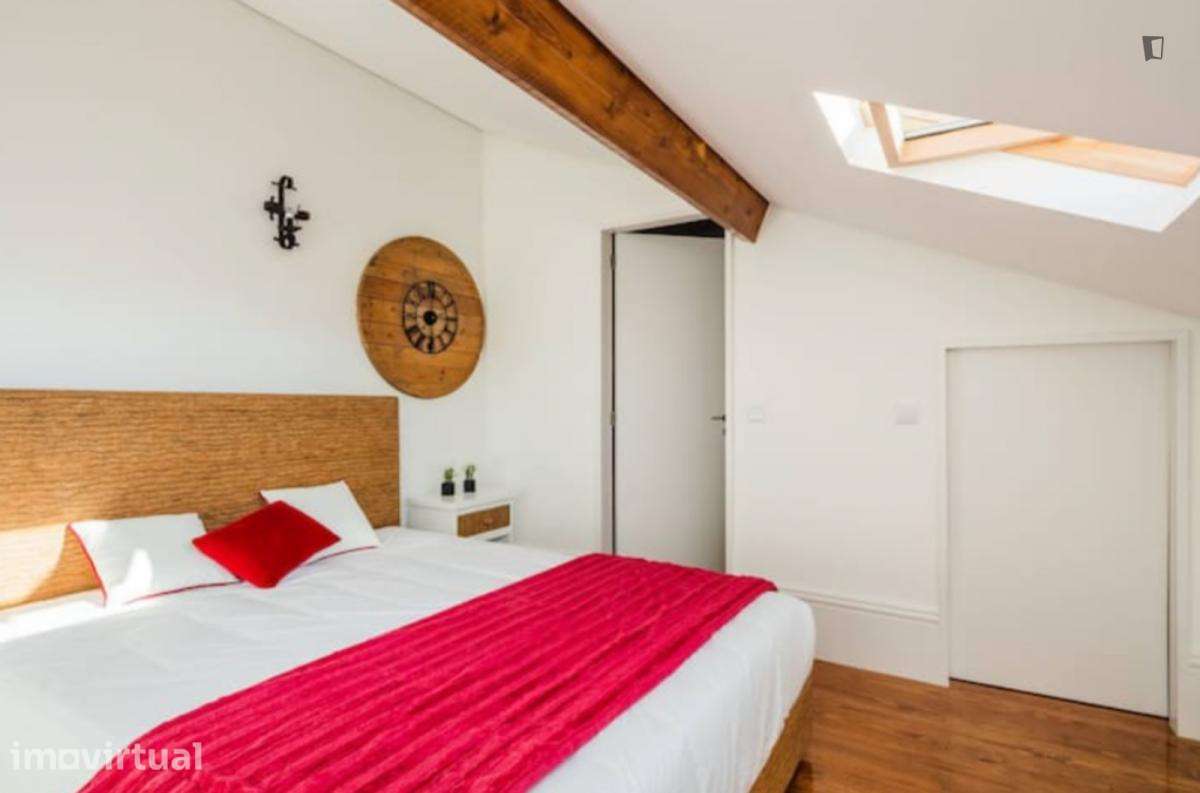 Apartamento com 1 quartos - localizado em Santo Ildefonso Porto - Grande imagem: 2/20