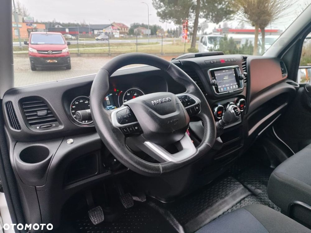 Iveco Daily - 12