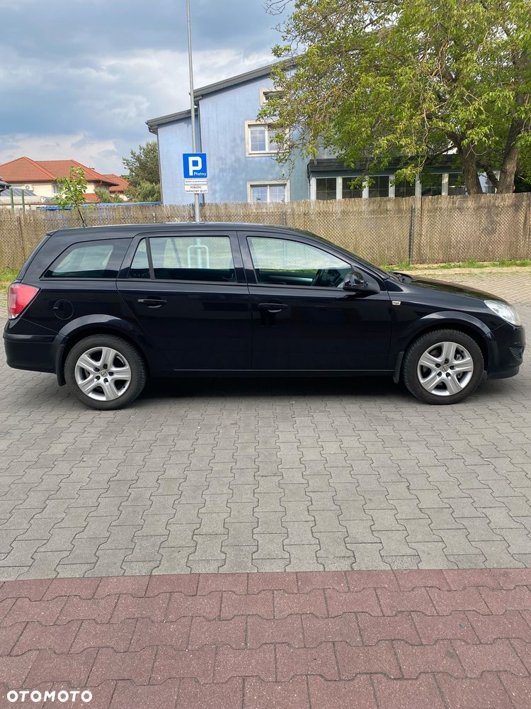 Opel Astra 1.9 CDTI Enjoy - 2