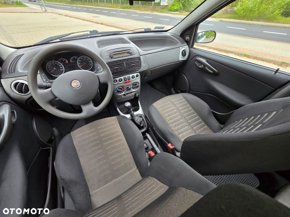 Fiat Punto - 18