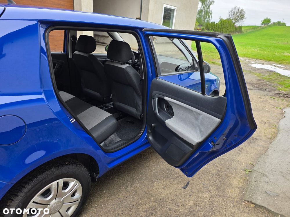 Skoda Fabia 1.2 HTP - 12