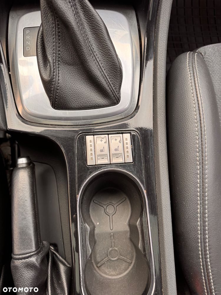 Ford Mondeo 2.0 TDCi Titanium - 16