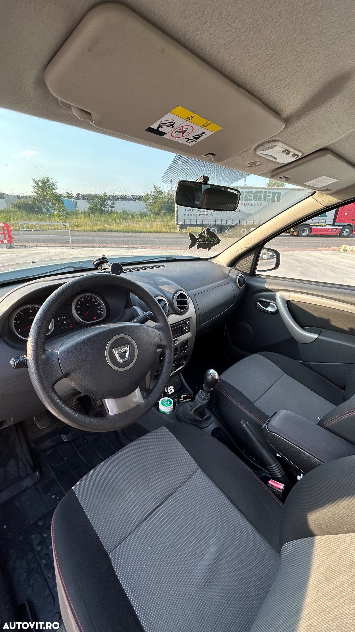 Dacia Duster 1.5 dCi 4x4 Laureate - 10