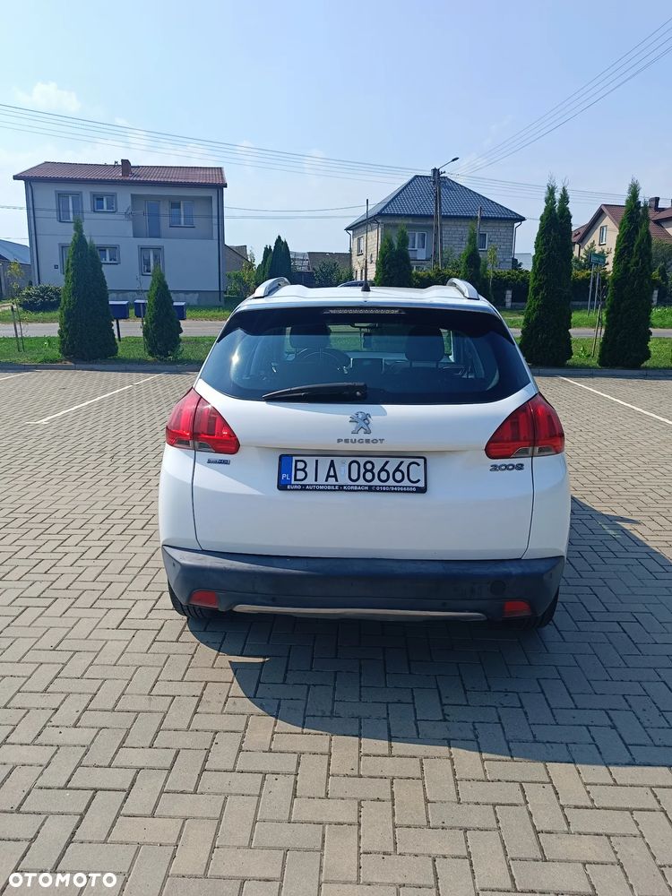 Peugeot 2008 - 5