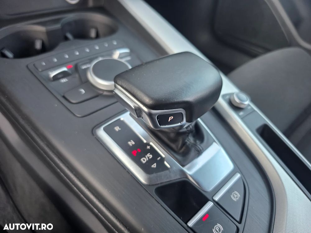 Audi A4 Avant 2.0 TDI ultra S tronic - 22