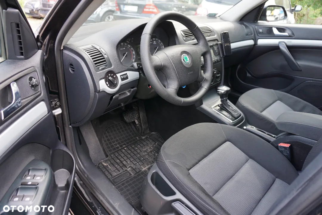 Skoda Octavia 1.9 TDI Classic DSG - 7