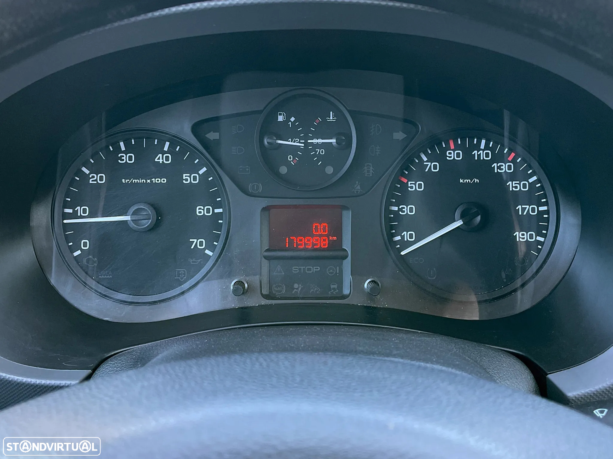 Peugeot Partner 1.6 HDI (120cv) IVA Dedutível - 28