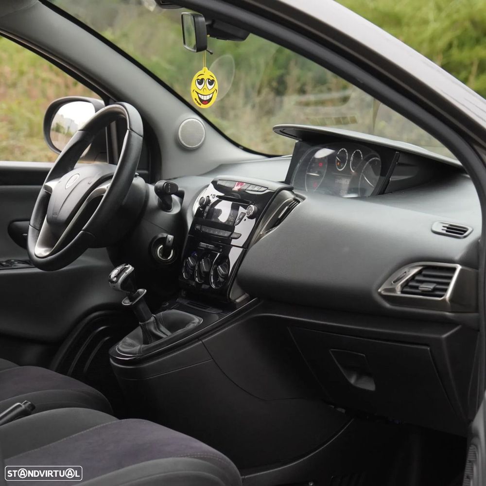 Lancia Ypsilon 1.2 Oro S&S - 13