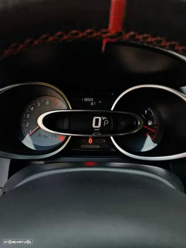 Renault Clio 1.6 T RS Trophy EDC - 14