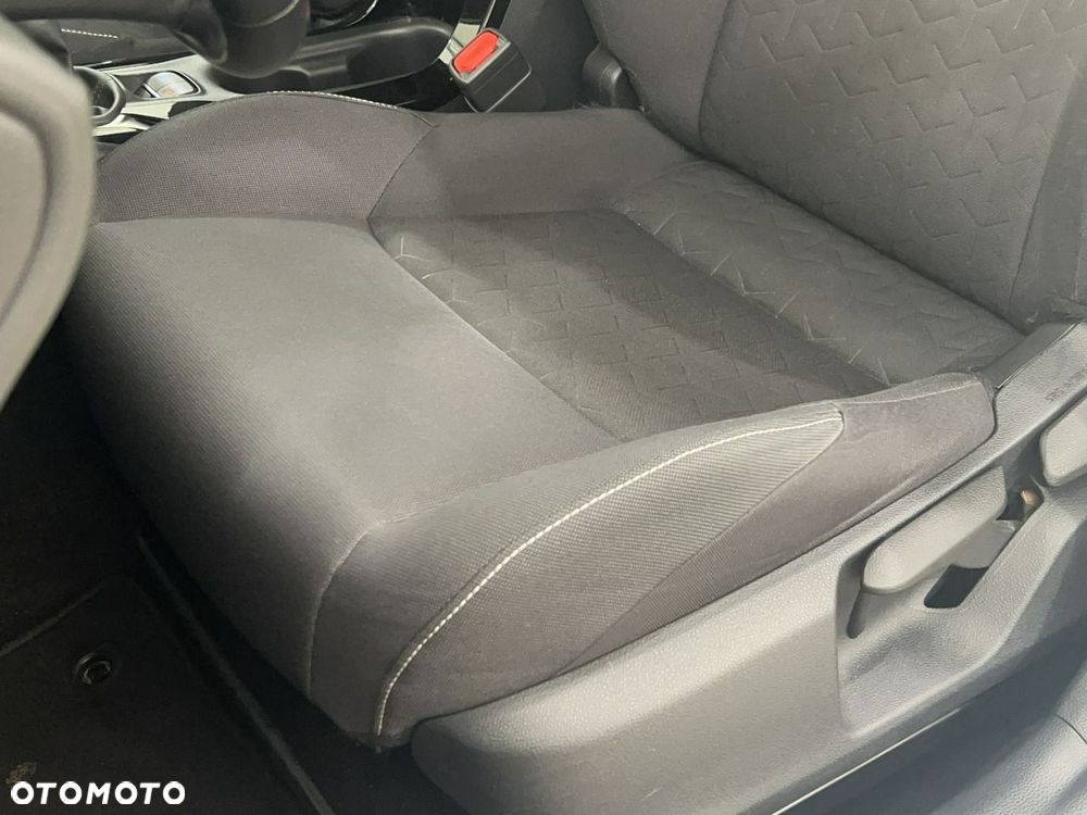 Toyota Corolla 1.2 T Comfort - 17
