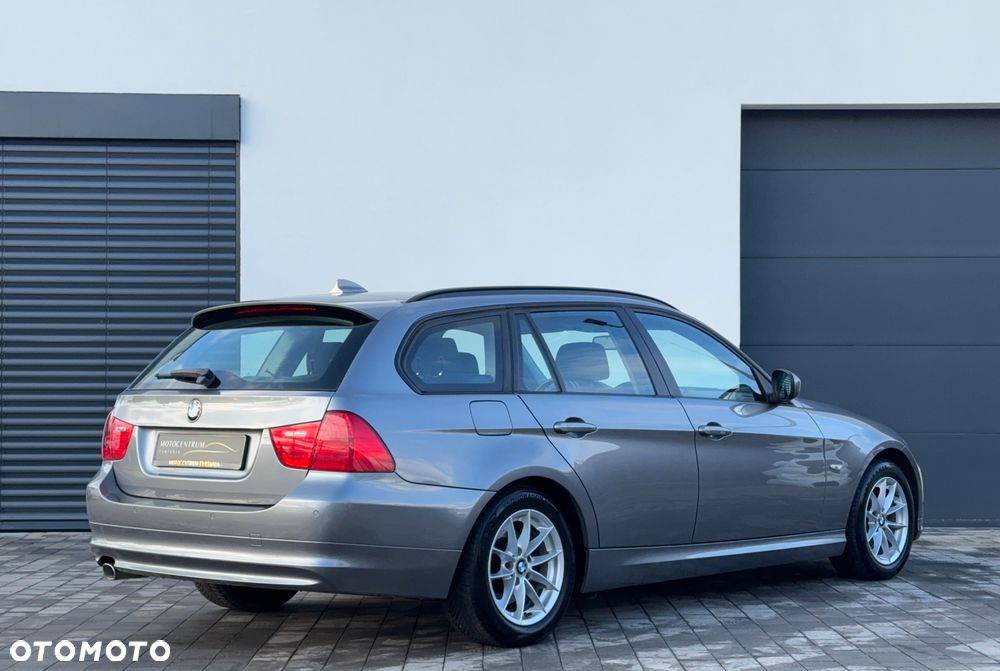 BMW Seria 3 320d DPF - 5