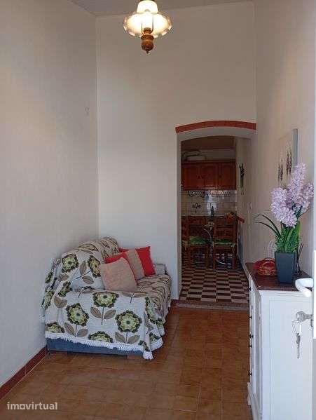 Vendo habitação T2 totalmente restaurado, mais informações MP - Grande imagem: 2/12