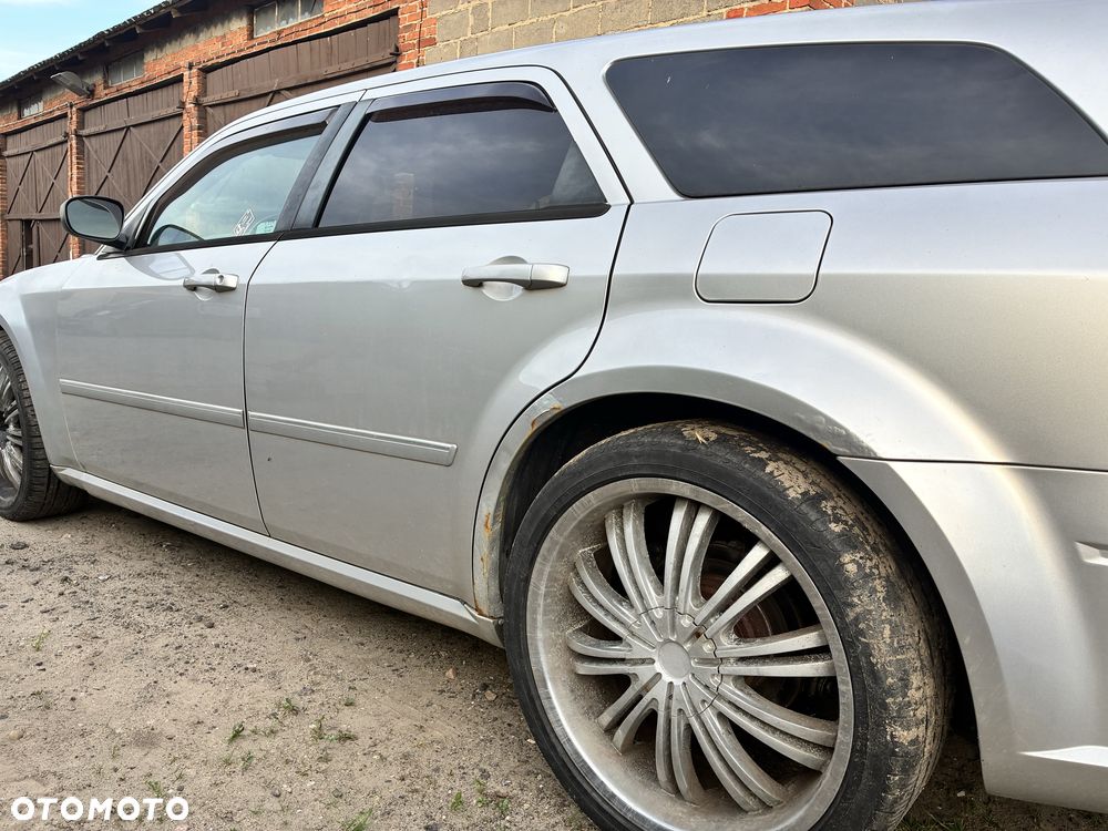 Dodge Magnum - 5