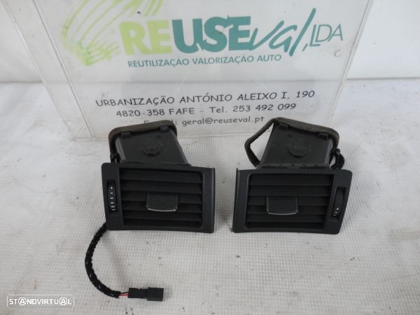 Tubo Esq Ventilação Painel Audi A4 (8E2, B6) - 1
