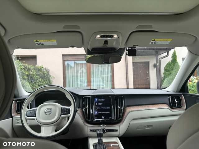 Volvo XC 60 - 4